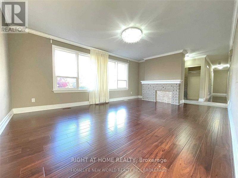 28 Jonquil Crescent, Markham, Ontario  L3P 1T4 - Photo 3 - N12107324