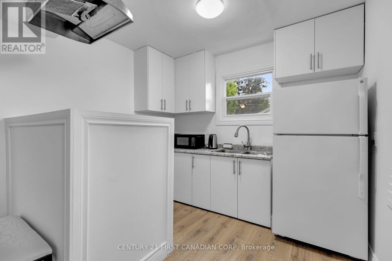 A - 2217 Wharncliffe Road S, London, Ontario  N6P 1K9 - Photo 12 - X12099722