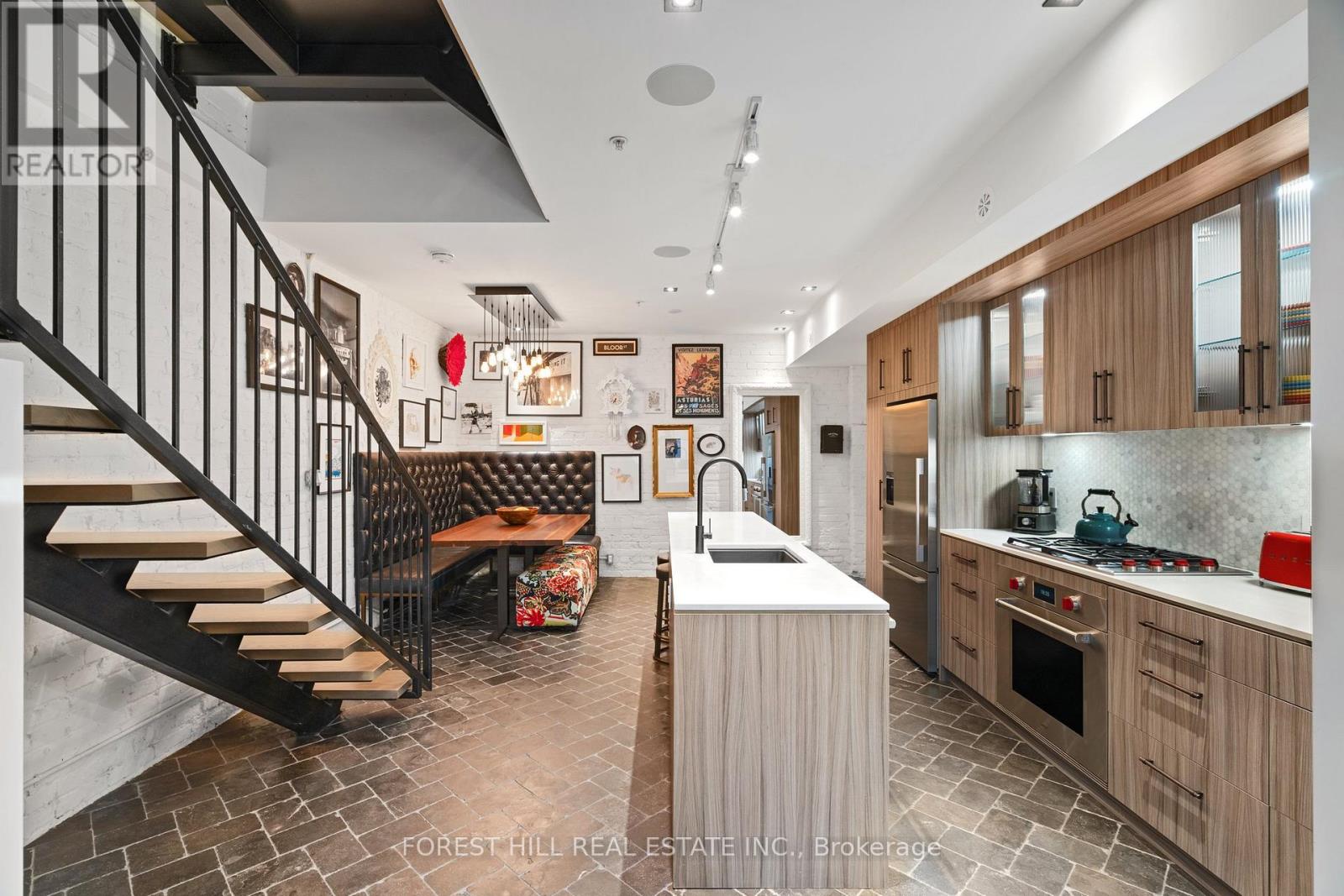 Property at TH16 - 50 BARTLETT AVENUE image 4