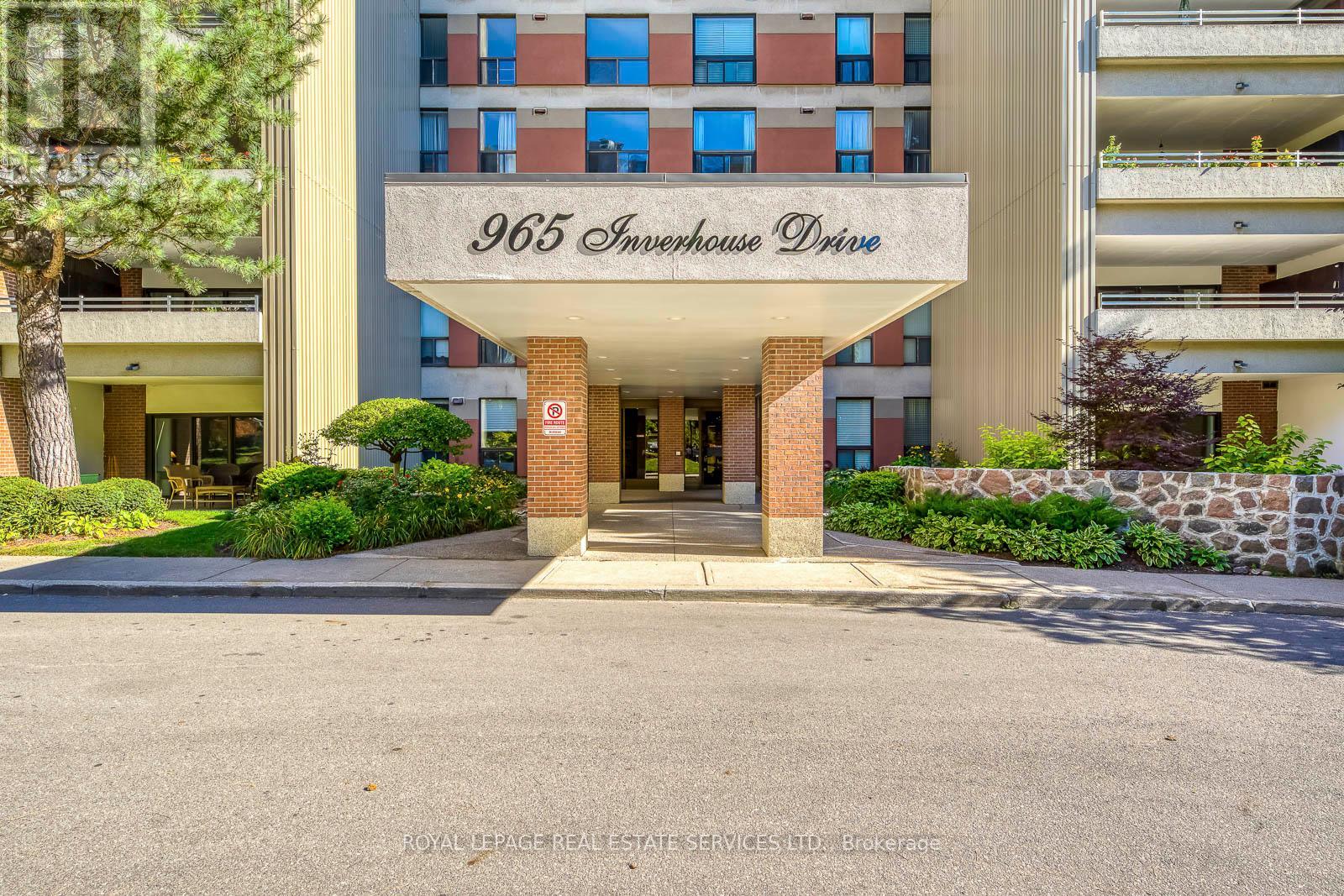 511 - 965 Inverhouse Drive, Mississauga (Clarkson), Ontario  L5J 4B4 - Photo 2 - W12107356