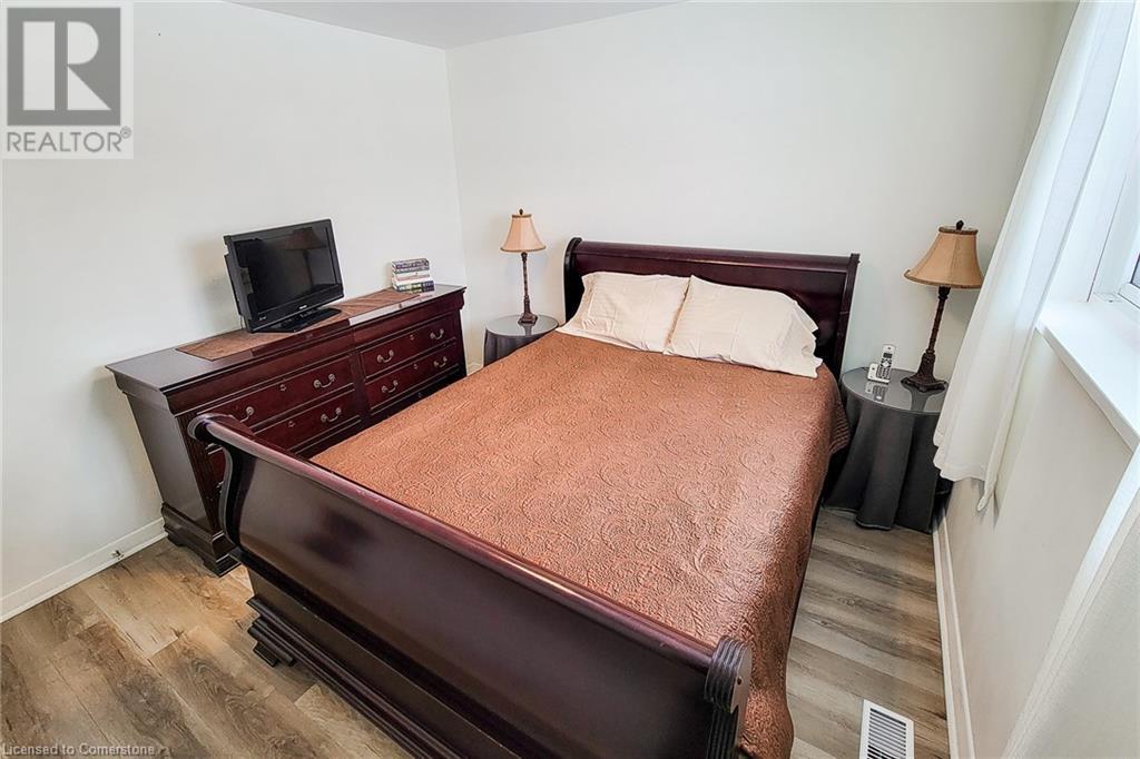 249 Fernwood Crescent, Hamilton, Ontario  L8T 3L7 - Photo 19 - 40709325
