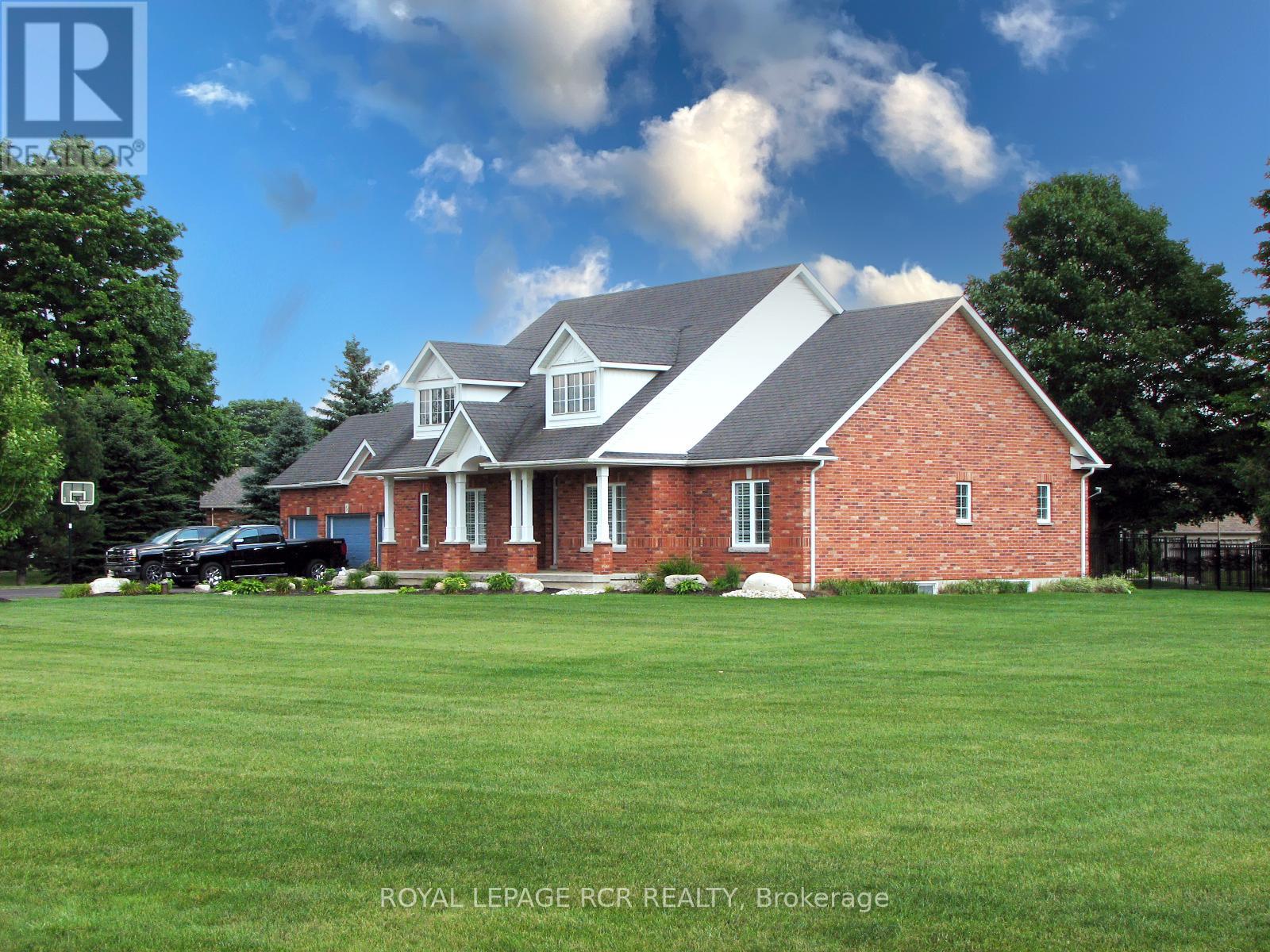 Property at 44 RAYBURN MEADOWS image 1