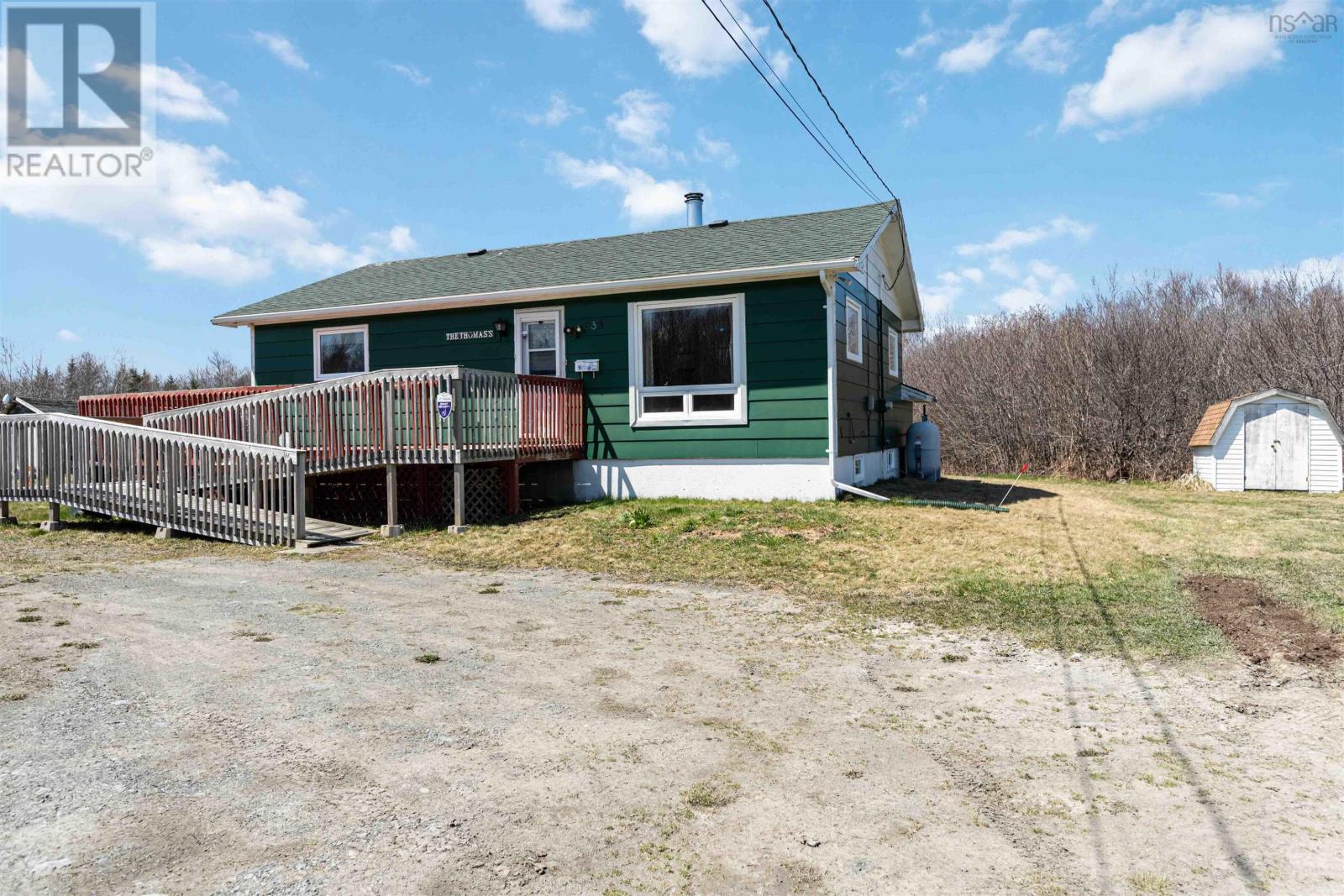 Property at 935 Marshalltown Road image 3