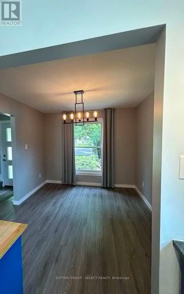 Photo 5 of 24 for 114 Killarney Court
