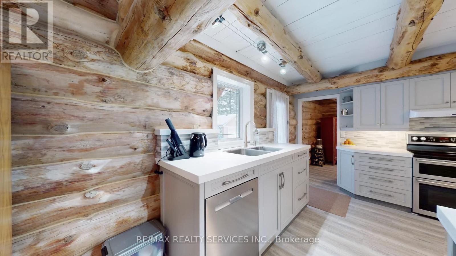 9 Orangeville Street, Erin, Ontario  N0B 1Z0 - Photo 22 - X12097034