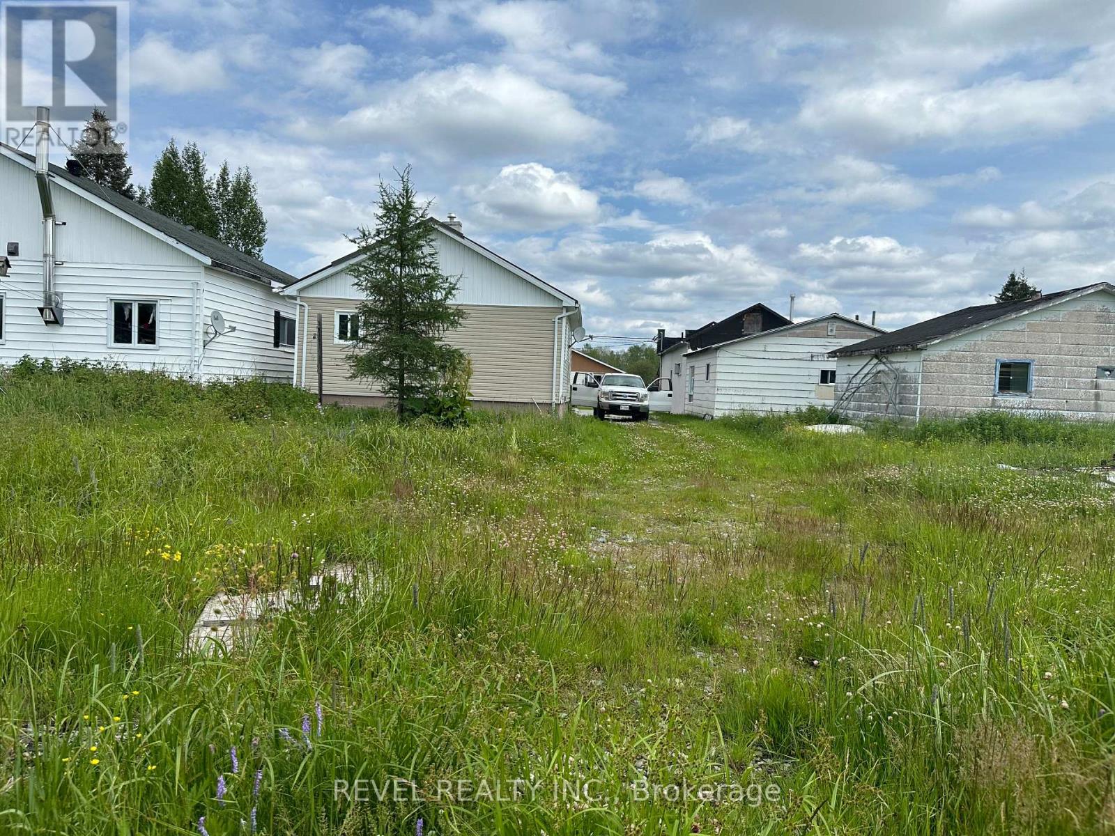 662 Gleason Avenue, Black River Matheson, Ontario  P0K 1C0 - Photo 3 - T12107389