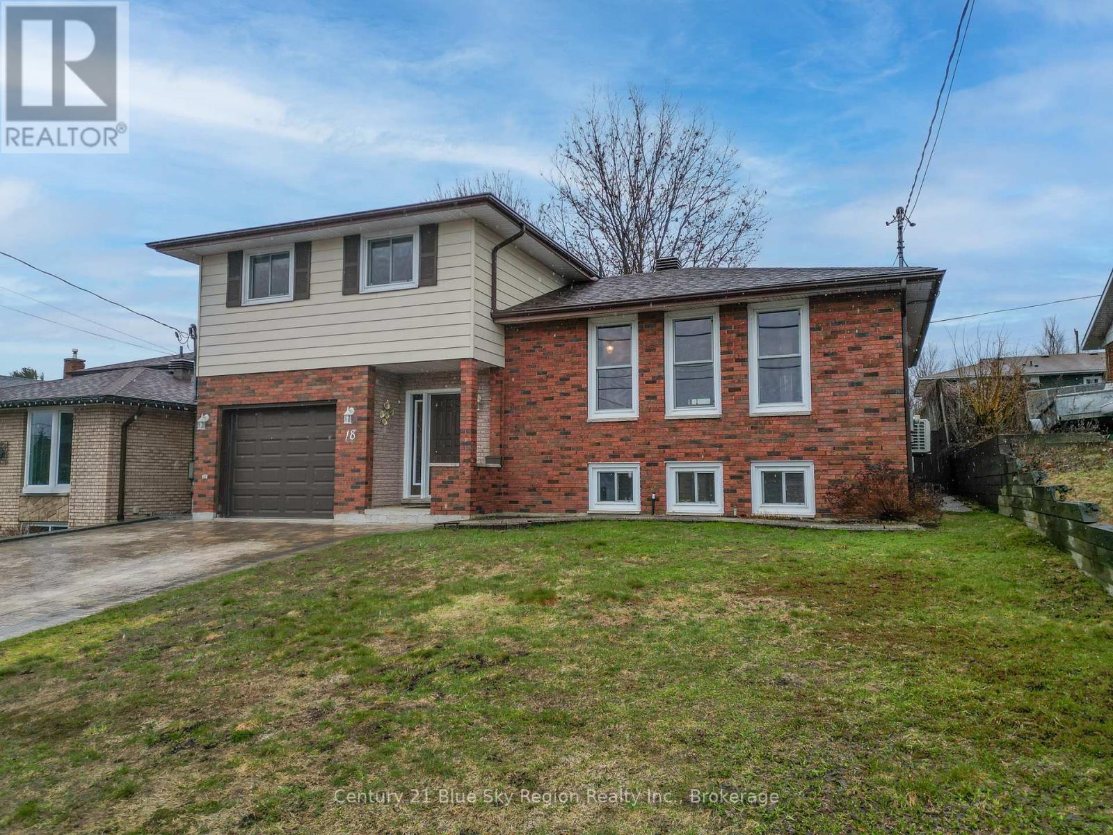 Property at 18 SABLE CRESCENT image 1