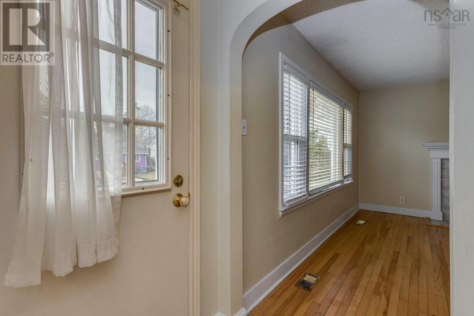 68 Douglas Crescent, Halifax, Nova Scotia  B3M 3E3 - Photo 2 - 202507326
