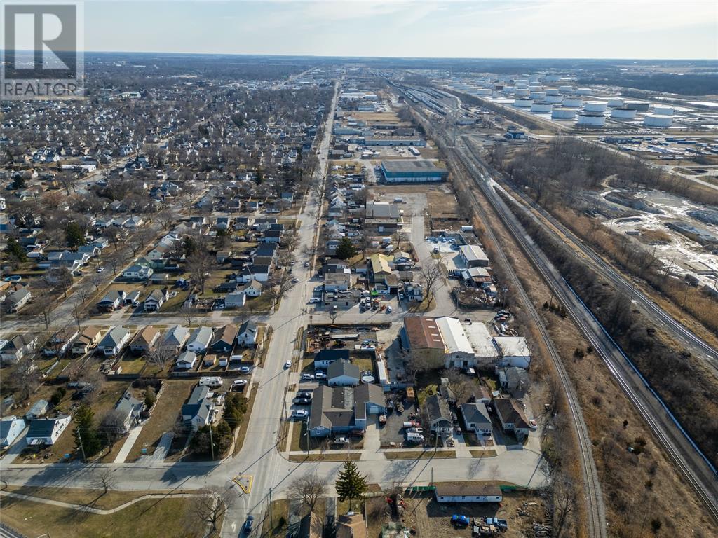 111 Campbell Street, Sarnia, Ontario  N7T 2G5 - Photo 34 - 25005417