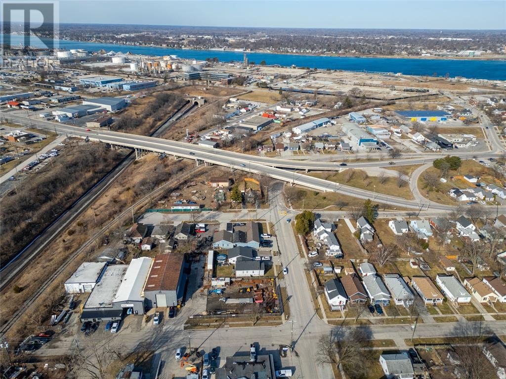 111 Campbell Street, Sarnia, Ontario  N7T 2G5 - Photo 32 - 25005424