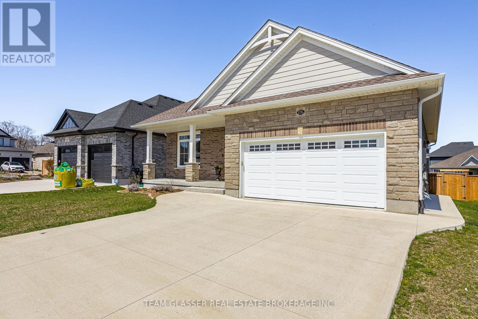 176 Boardwalk Way, Thames Centre, Ontario  N0L 1G2 - Photo 4 - X12107513
