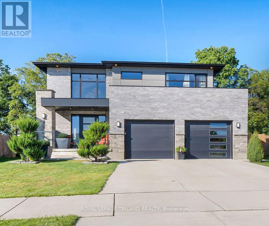 Property at 2438 RED THORNE CRESCENT image 1