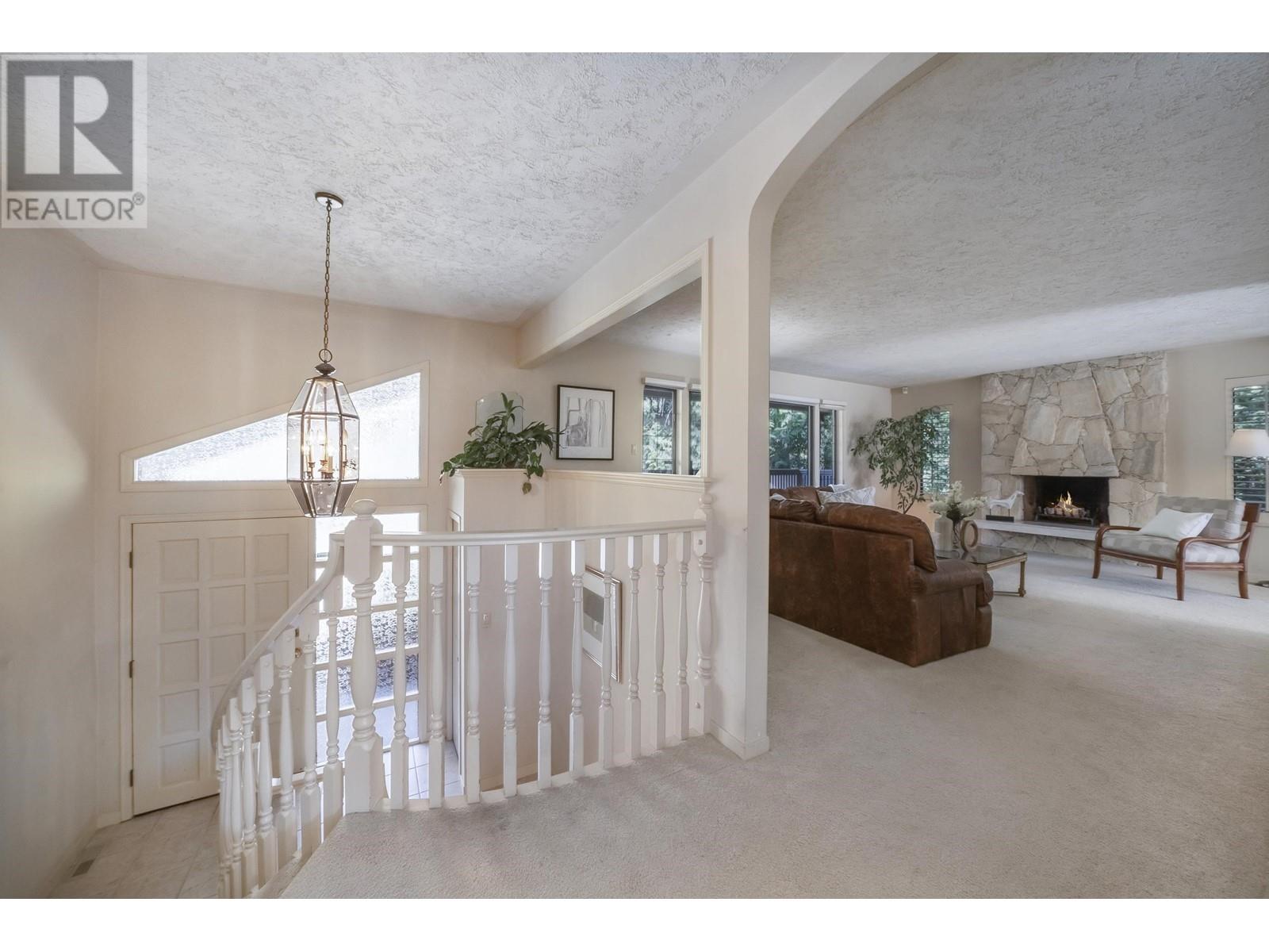 Property at 4710 MEADFEILD ROAD image 2