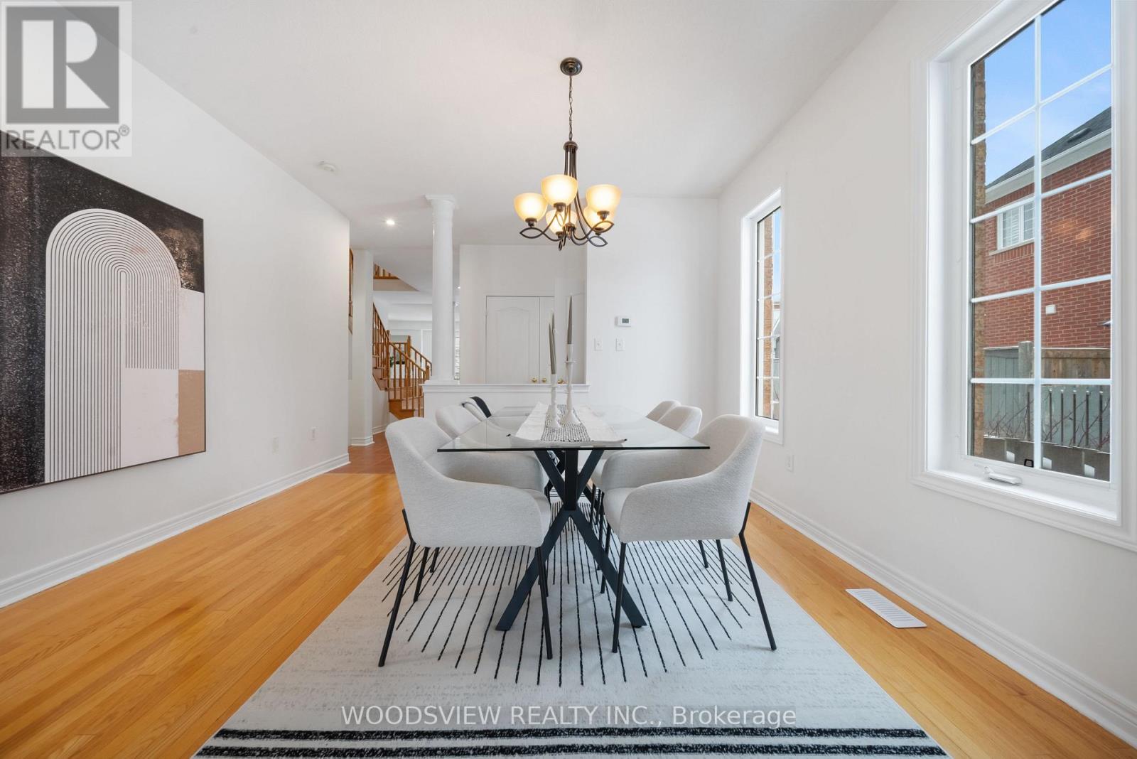 142 West Lawn Crescent, Whitchurch-Stouffville, Ontario  L4A 0B4 - Photo 5 - N12107544