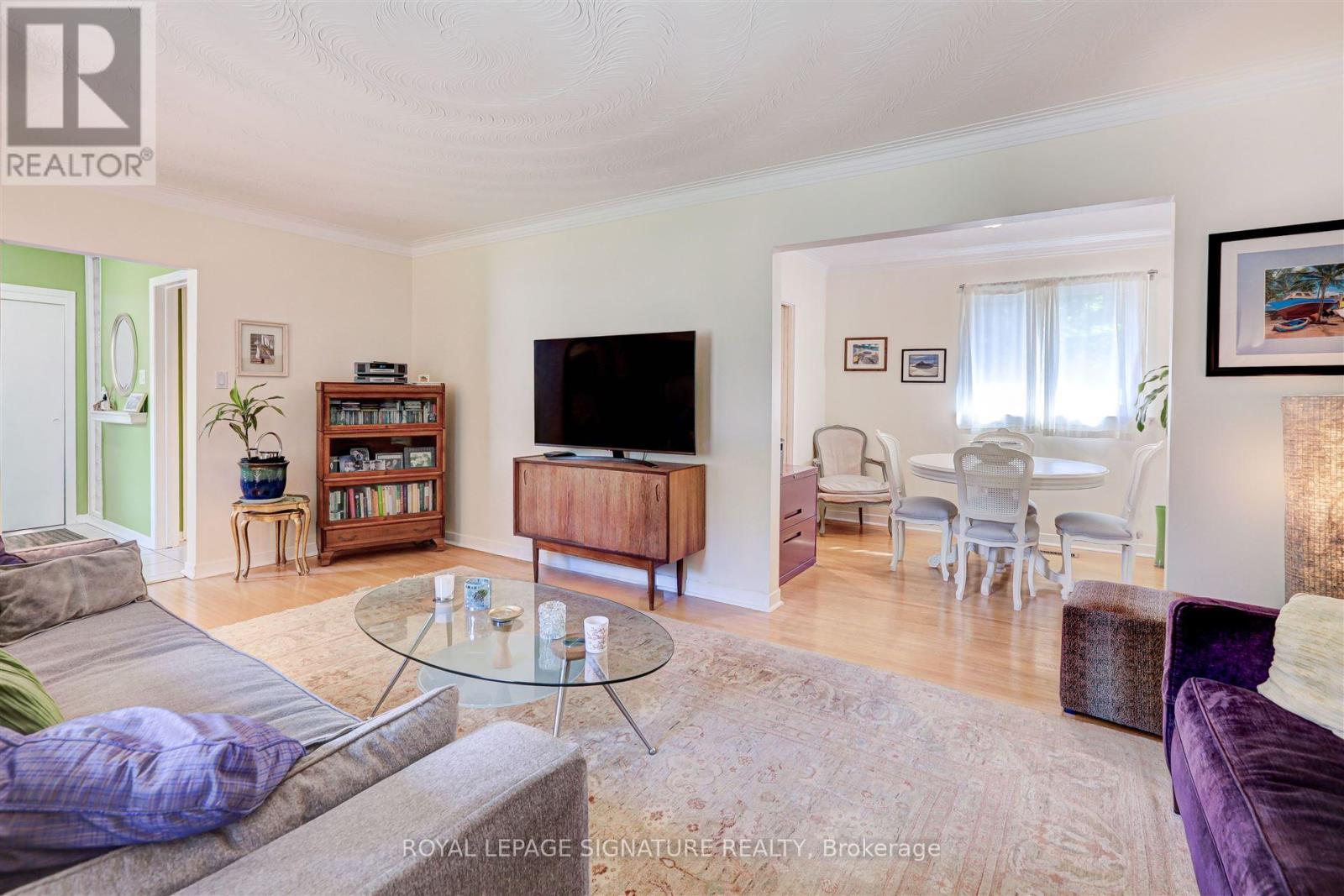 3157 The Credit Woodlands, Mississauga, Ontario  L5C 2J2 - Photo 5 - W12107496