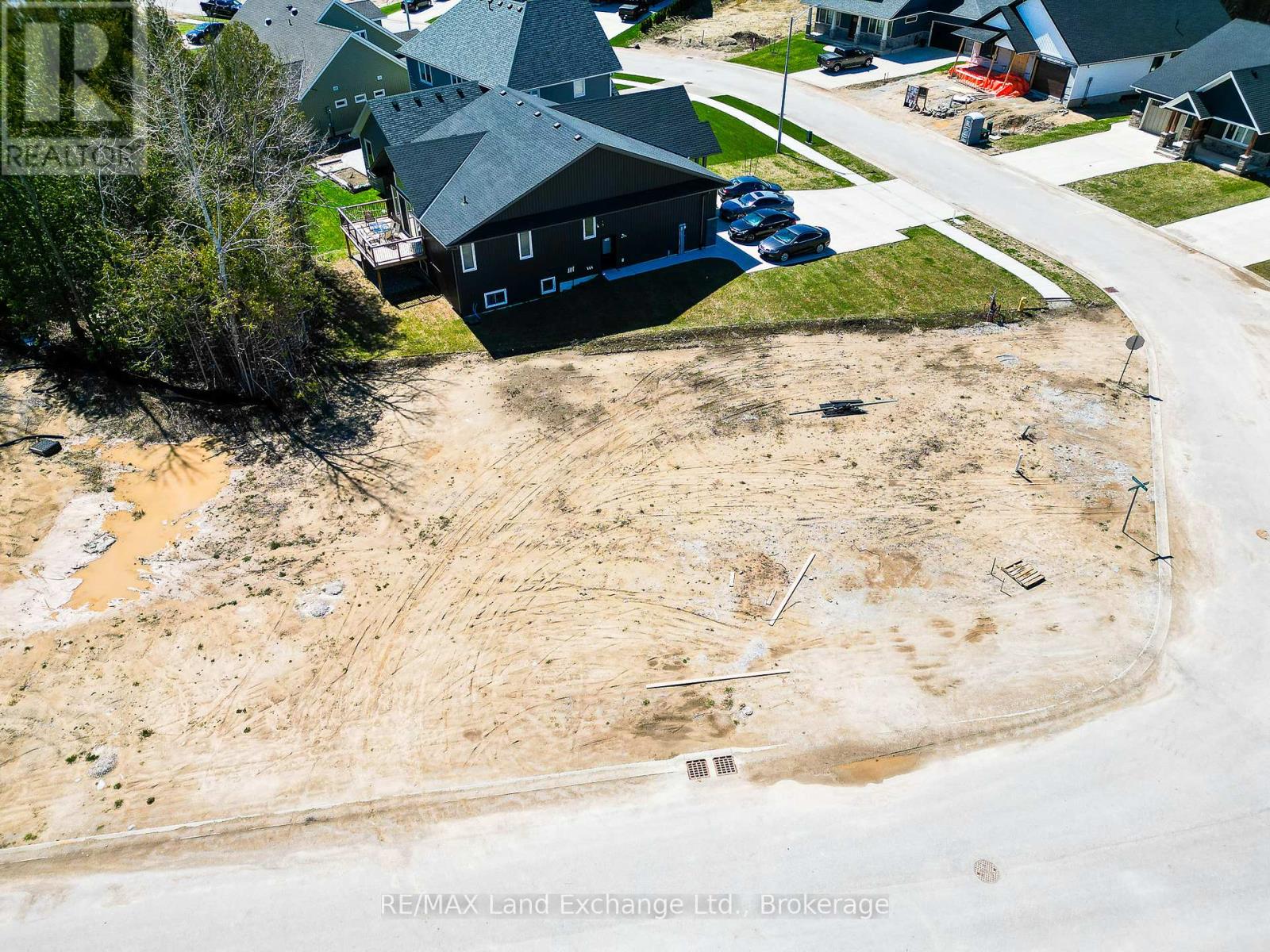 5 Marshall Place, Saugeen Shores, Ontario  N0H 2L0 - Photo 16 - X12009863