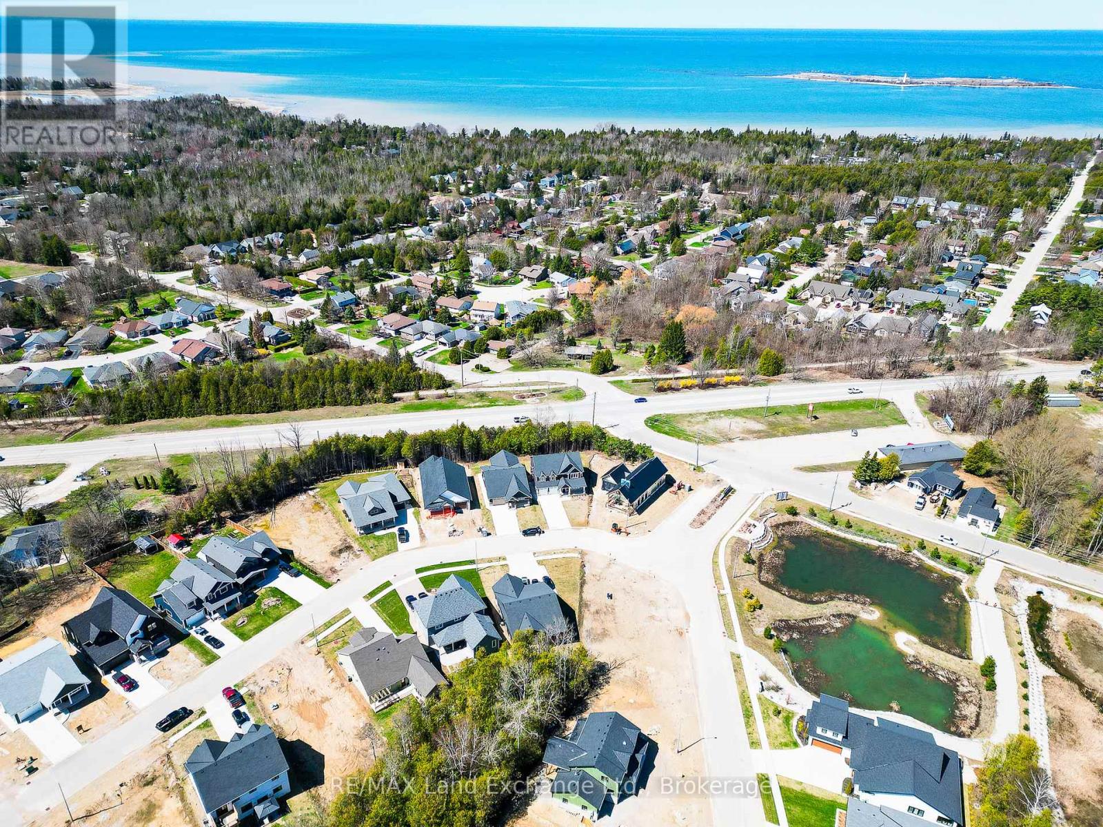 5 Marshall Place, Saugeen Shores, Ontario  N0H 2L0 - Photo 11 - X12009863