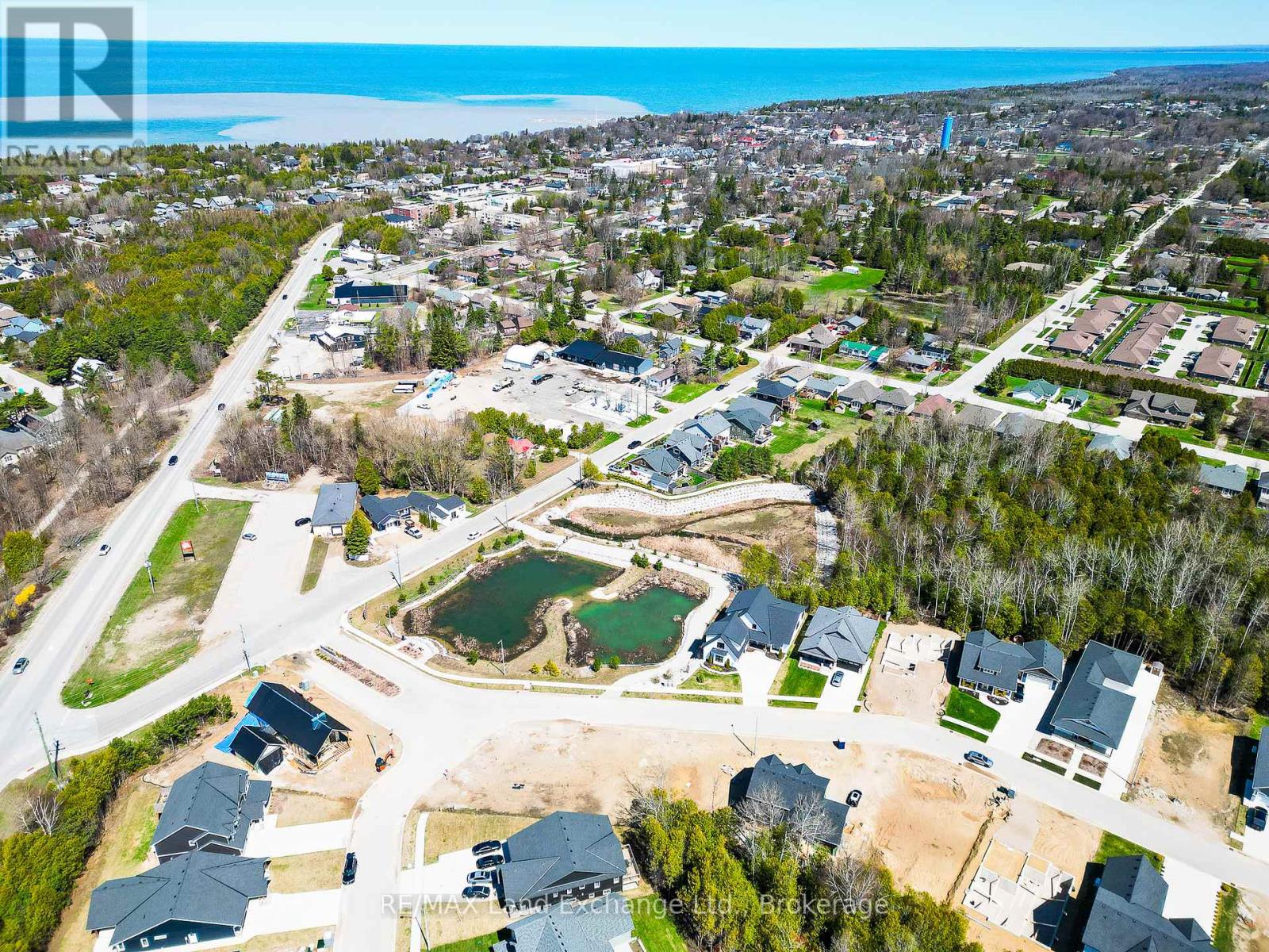 5 Marshall Place, Saugeen Shores, Ontario  N0H 2L0 - Photo 8 - X12009863