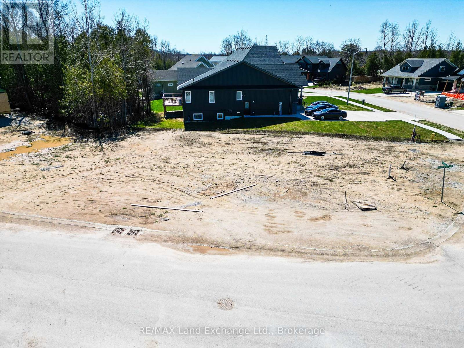 5 Marshall Place, Saugeen Shores, Ontario  N0H 2L0 - Photo 15 - X12009863