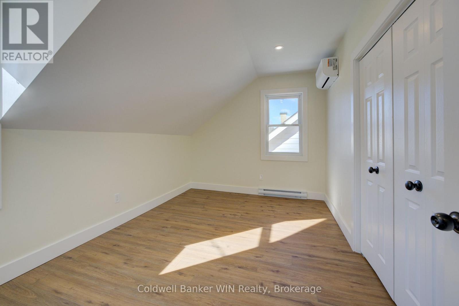 24 Crawford Street, Chatsworth, Ontario  N0H 1G0 - Photo 32 - X12011126