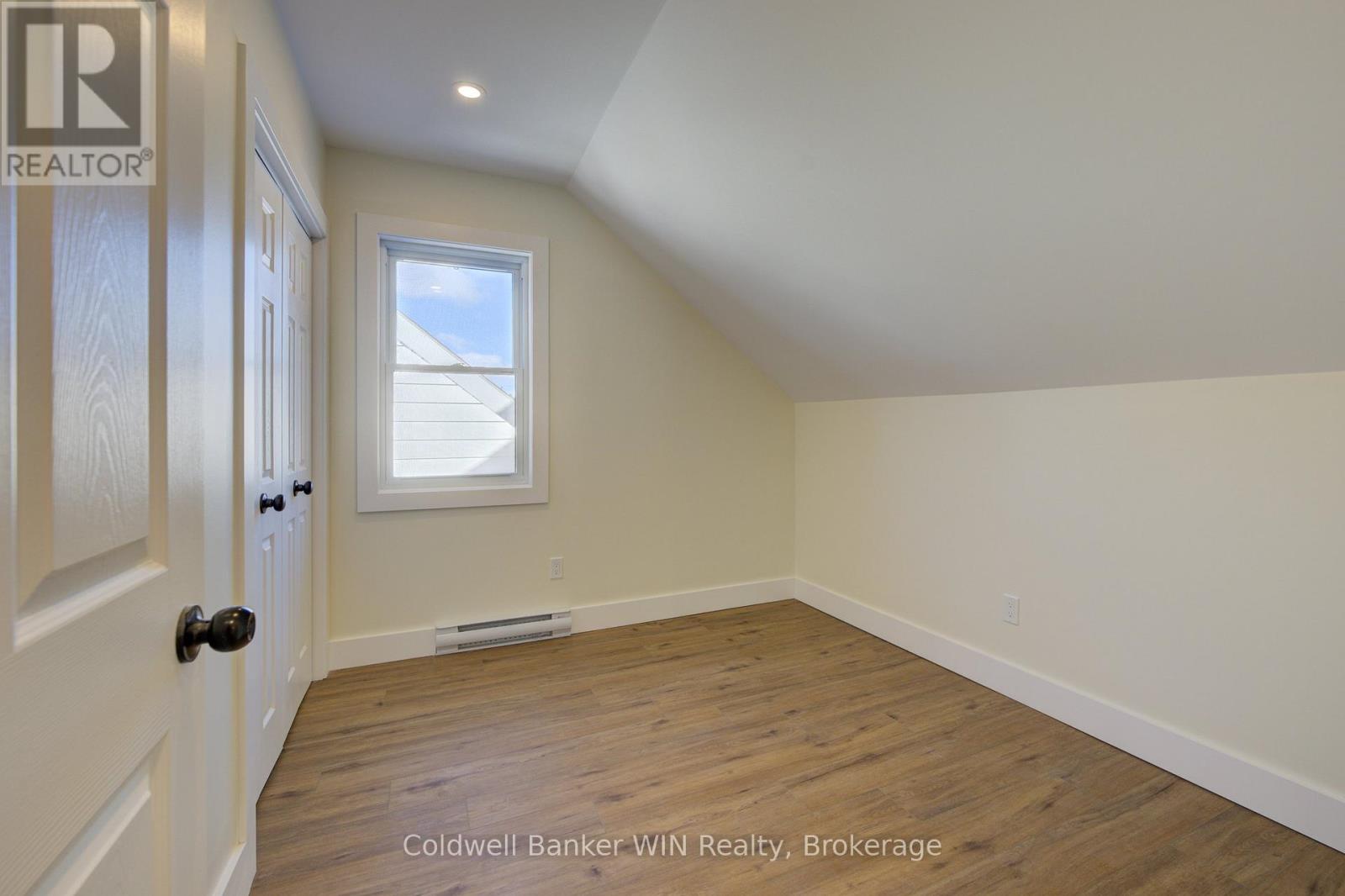24 Crawford Street, Chatsworth, Ontario  N0H 1G0 - Photo 30 - X12011126