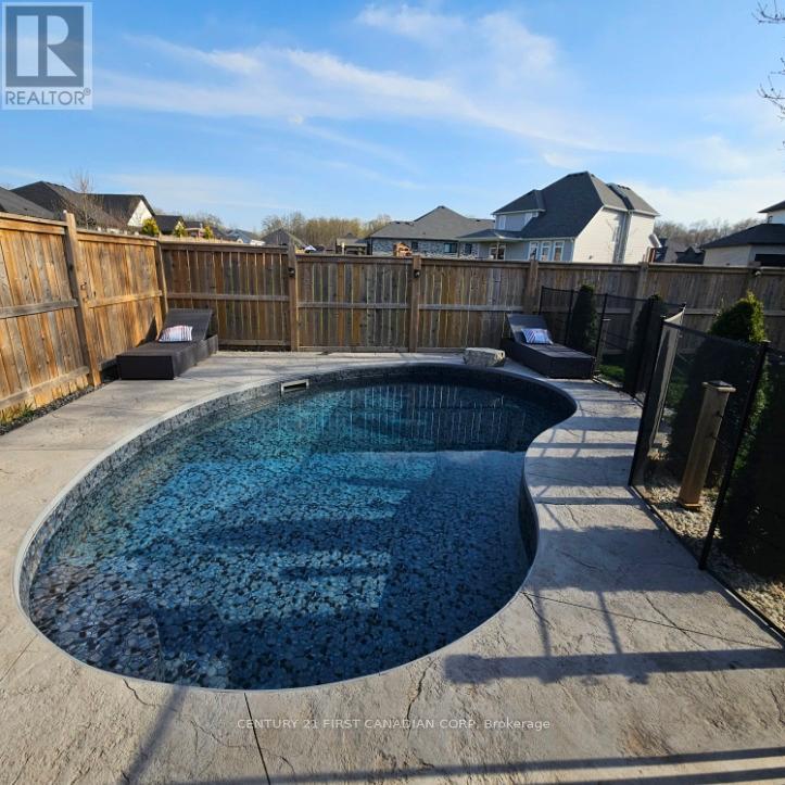 Property at 292 THORN DRIVE image 4