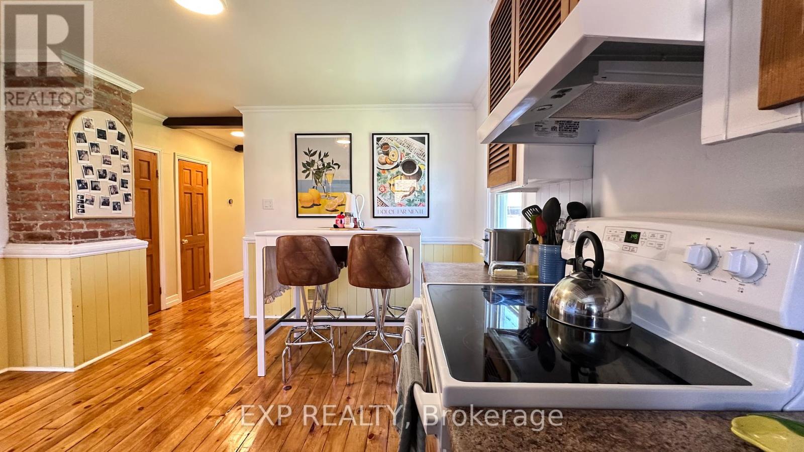 Main - 536 Dundas Street E, Belleville, Ontario  K8N 1G5 - Photo 8 - X12107719