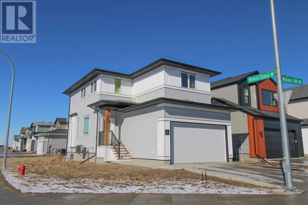 Property at 2 Miners Road W image 1