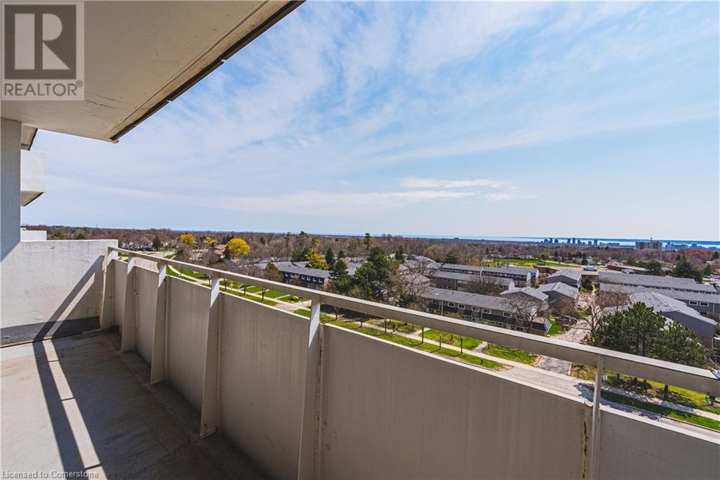2055 Upper Middle Road Unit# 706, Burlington, Ontario  L7P 3P4 - Photo 28 - 40720975