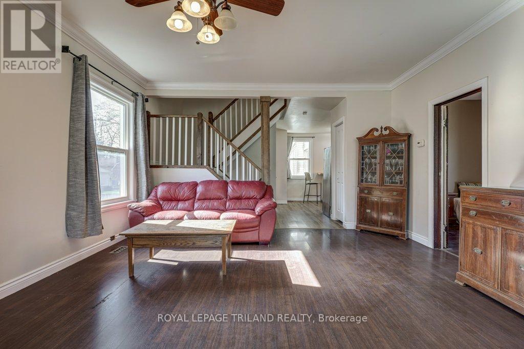 85 Chestnut Street, St. Thomas, Ontario  N5R 2B1 - Photo 22 - X12107603