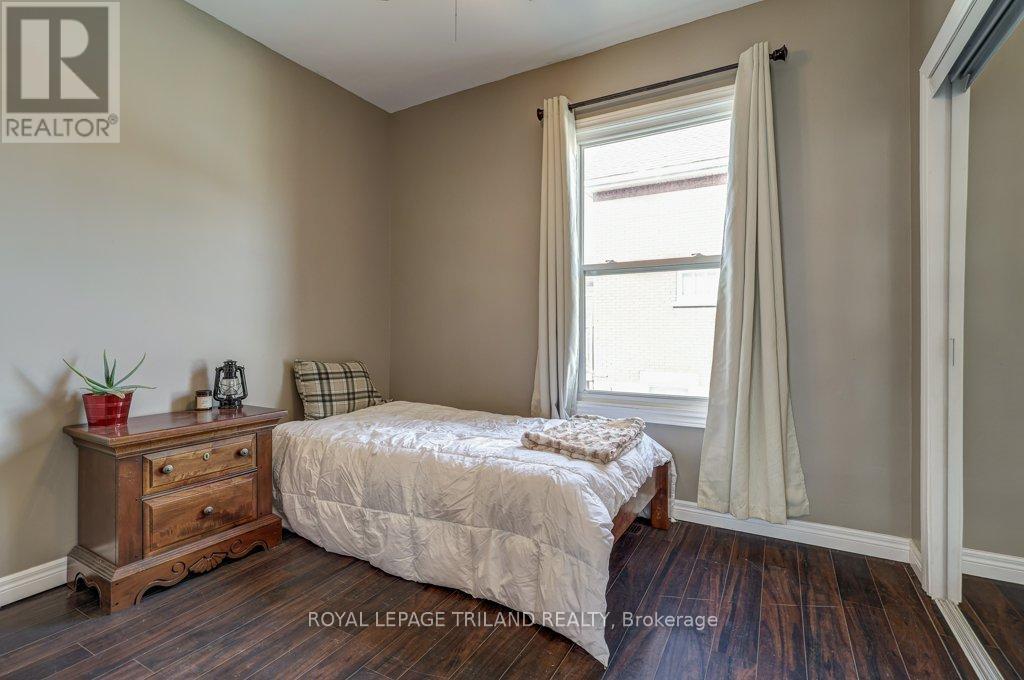 85 Chestnut Street, St. Thomas, Ontario  N5R 2B1 - Photo 26 - X12107603