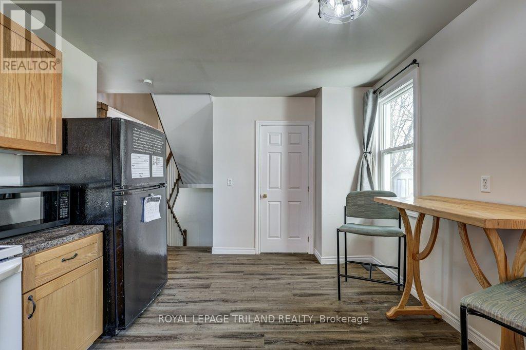 85 Chestnut Street, St. Thomas, Ontario  N5R 2B1 - Photo 33 - X12107603