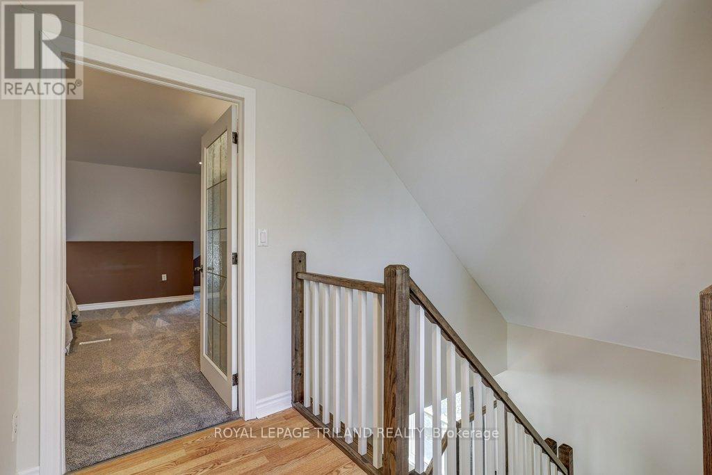 85 Chestnut Street, St. Thomas, Ontario  N5R 2B1 - Photo 40 - X12107603