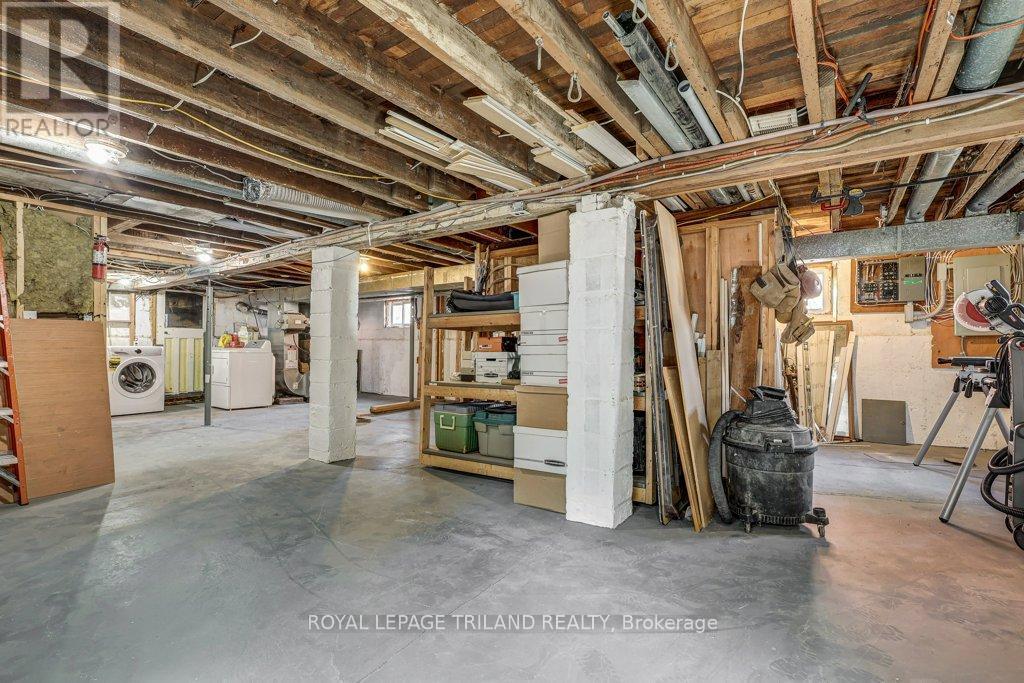 85 Chestnut Street, St. Thomas, Ontario  N5R 2B1 - Photo 47 - X12107603