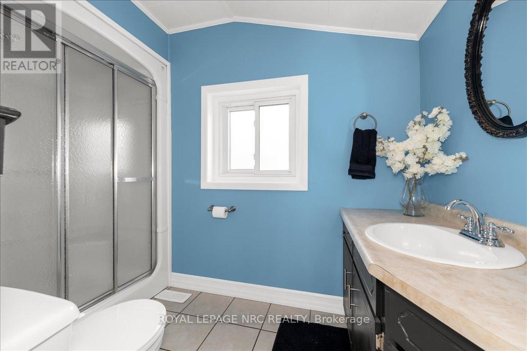 3384 Johnson Street, Lincoln, Ontario  L0R 2C0 - Photo 11 - X12005102