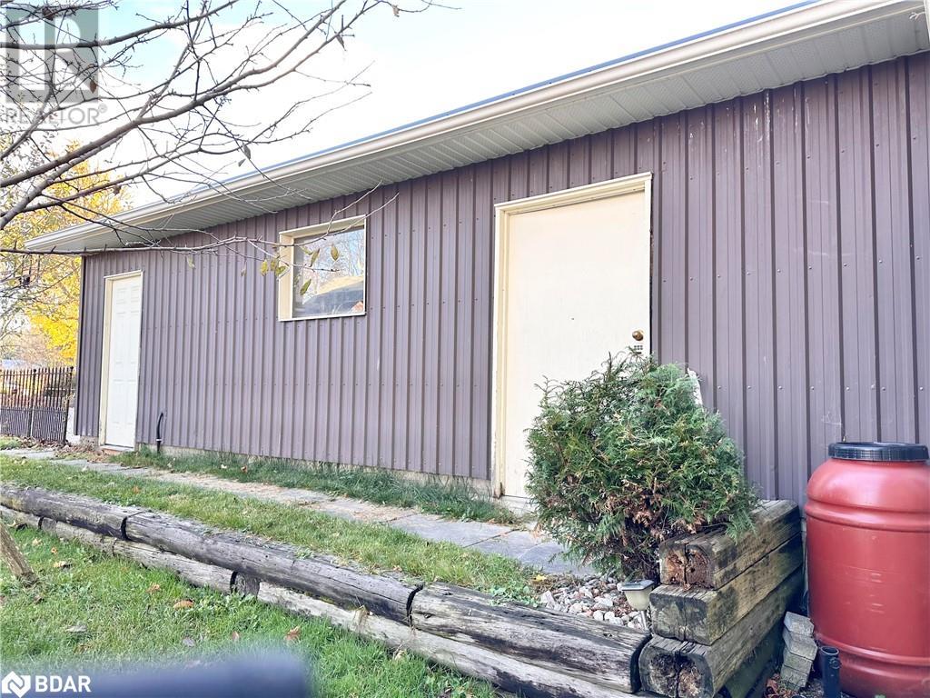 12 Elizabeth Street W, Creemore, Ontario  L0M 1G0 - Photo 29 - 40708947