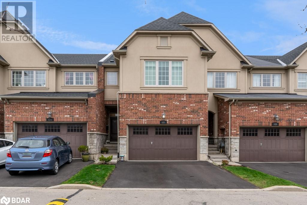 Property at 127 OAKHAVEN Place Unit# 127 image 1