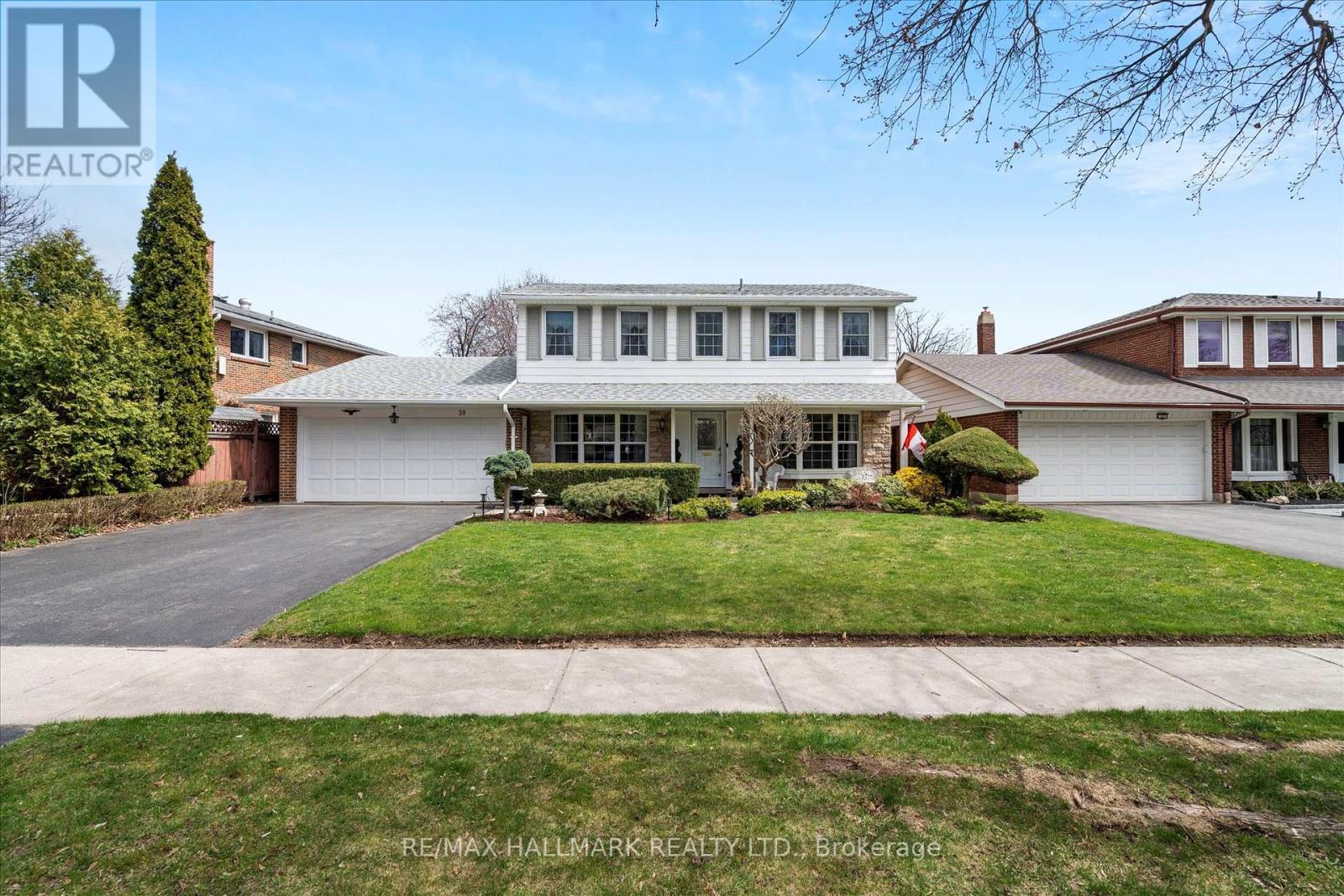 Property at 39 SHELDONBURY CRESCENT image 2