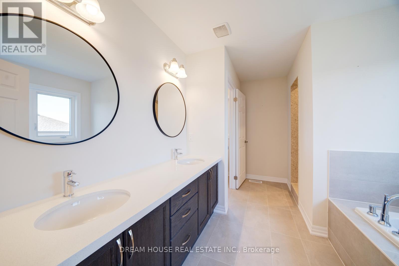 11 Northrop Avenue, Clarington, Ontario  L1B 0W6 - Photo 24 - E12107624