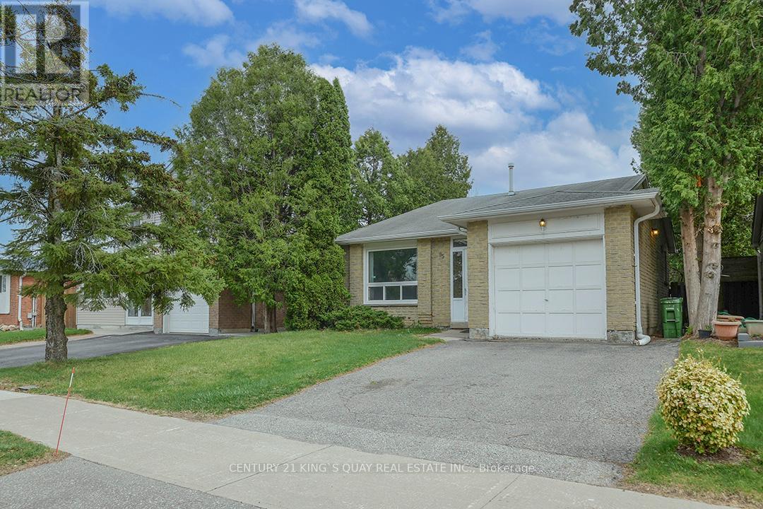 Property at 95 GOLDHAWK TRAIL image 1