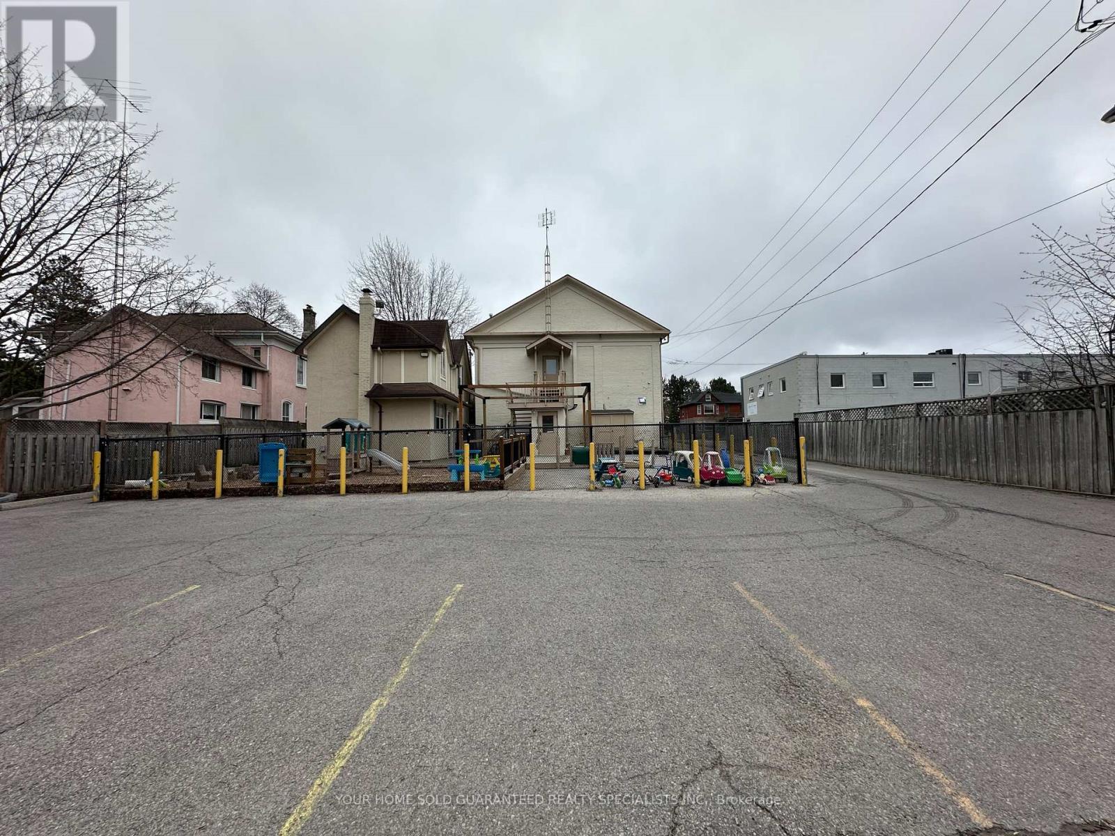 16-18 Mosley Street, Aurora, Ontario  L4G 1G6 - Photo 7 - N12107669