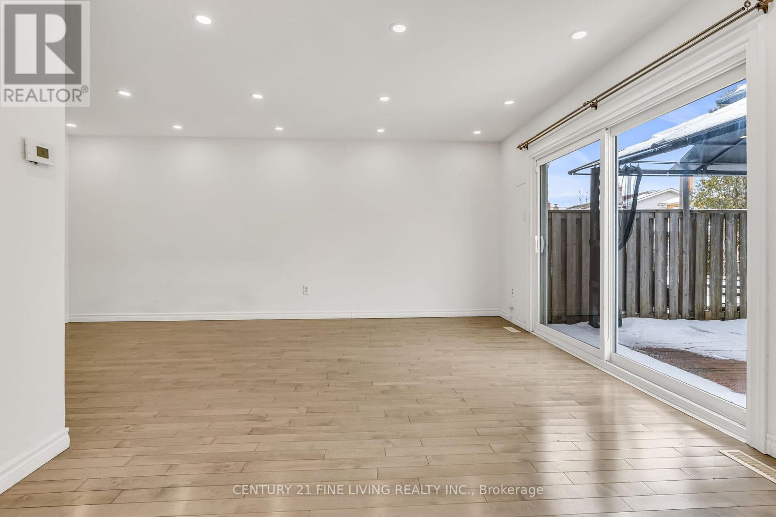 68 Radford Drive, Brampton, Ontario  L6V 2Y9 - Photo 11 - W12107587