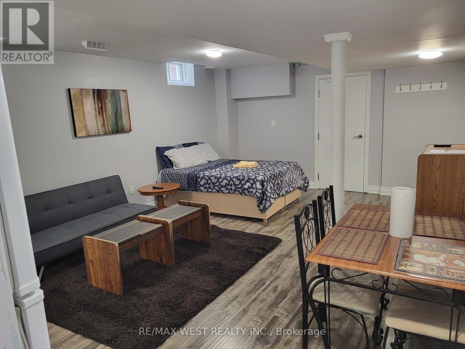 76 LEXINGTON ROAD, Brampton, Ontario