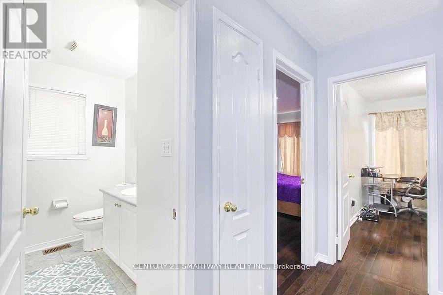 58 Feather Reed Way, Brampton, Ontario  L6R 2Z9 - Photo 14 - W12107667
