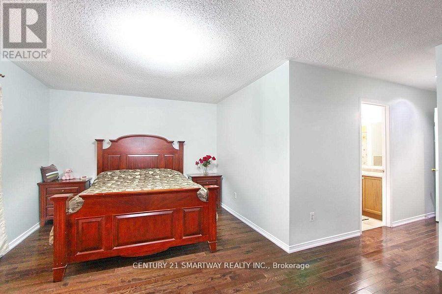 58 Feather Reed Way, Brampton, Ontario  L6R 2Z9 - Photo 9 - W12107667