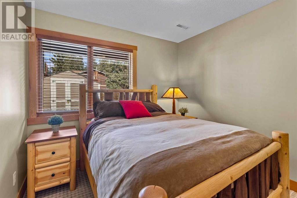 616 4th Street, Canmore, Alberta  T1W 2H3 - Photo 36 - A2207880