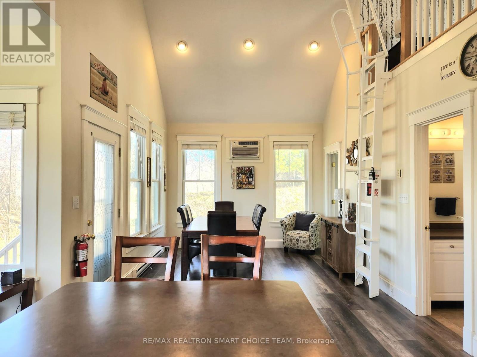 34 Meadow View Lane, Prince Edward County, Ontario  K0K 1P0 - Photo 12 - X12107596
