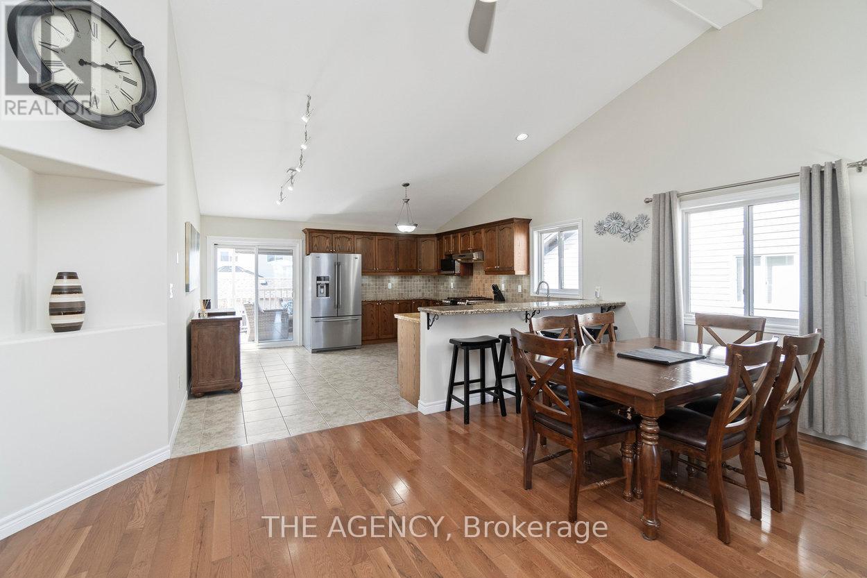 21 Lindan Street, West Lincoln, Ontario  L0R 2A0 - Photo 11 - X12107698