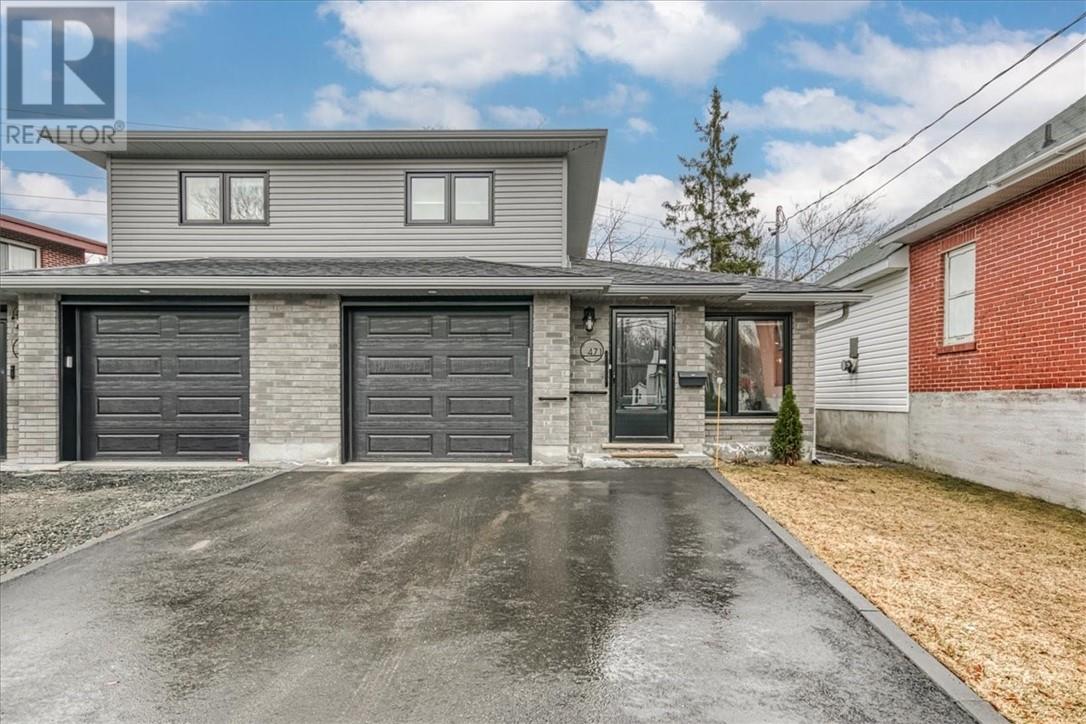 Property at 471 Howey Drive image 1