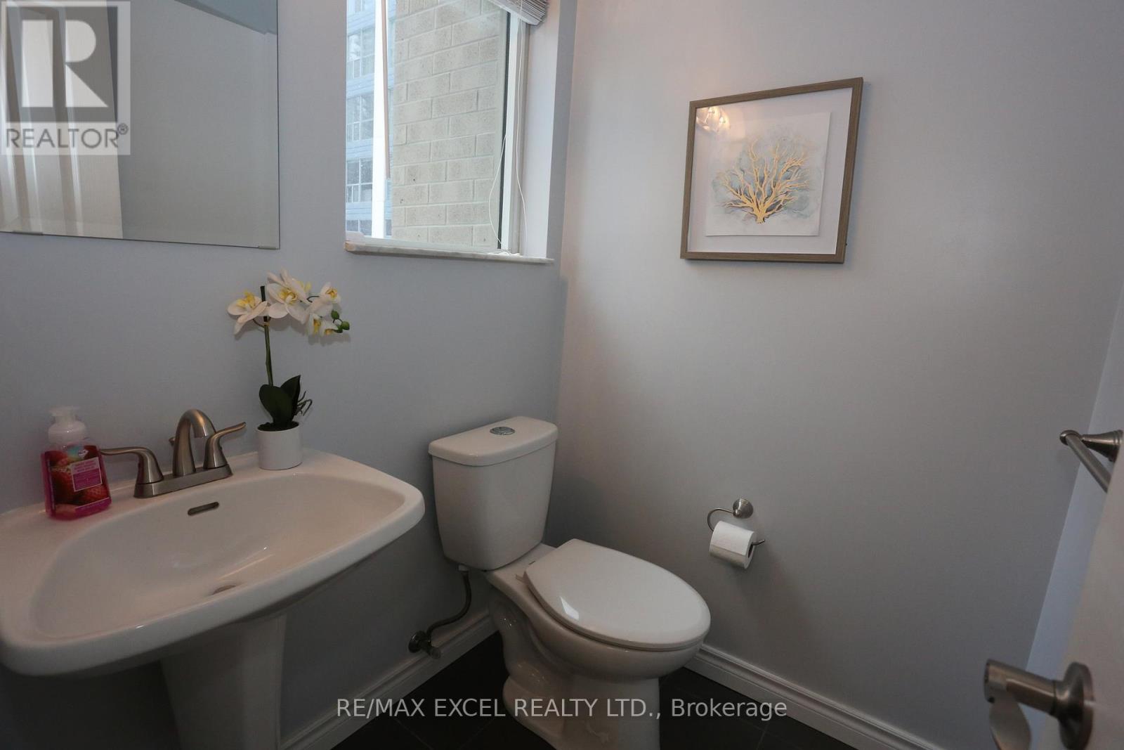 114 - 38 Hollywood Avenue, Toronto, Ontario  M2N 6R6 - Photo 11 - C12102495